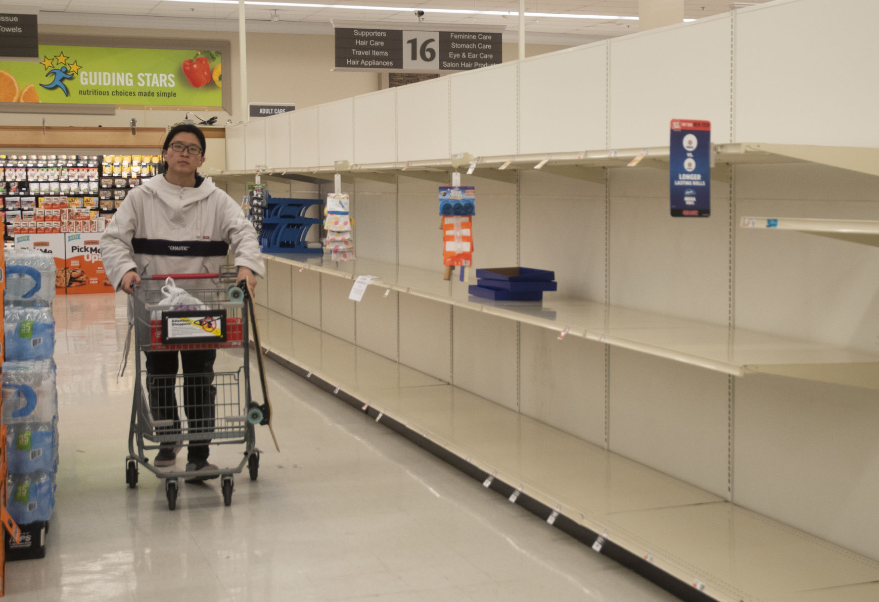 Grocery store stock, GIANT